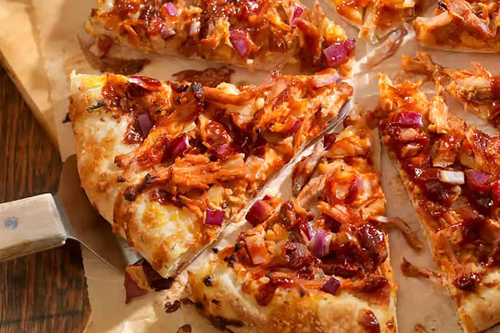 BBQ pulled pork pizza