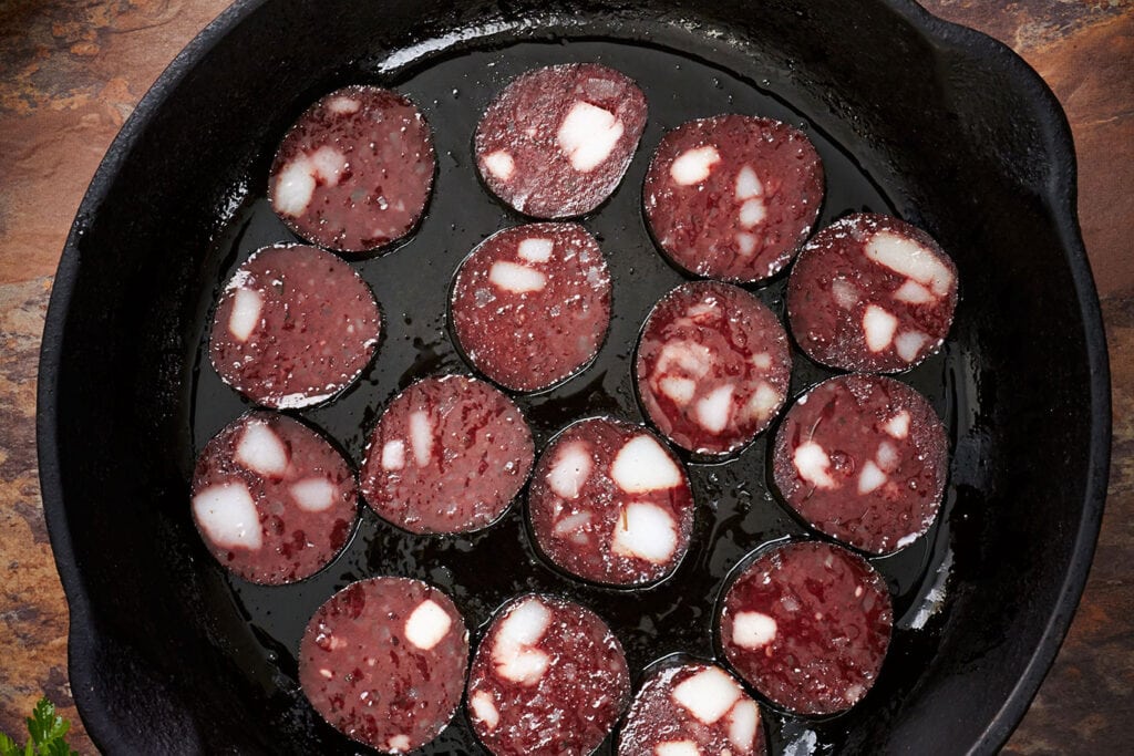 carbs in black pudding